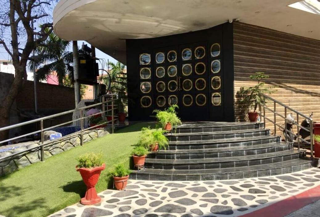 Jhānsi K3 Club Residency酒店 外观 照片